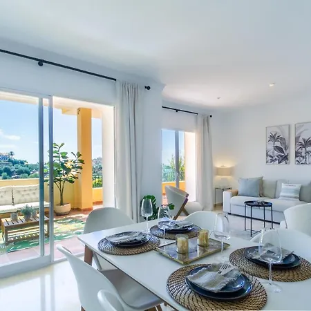 Marbella Banus - La Quinta Cosy Flat With Fantastic Terrace * Benahavis